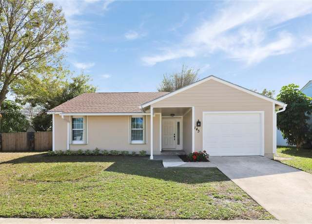 Property at 143 Greentree Cir, Jupiter, FL 33458, 3 beds, 2 baths