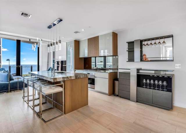 Property at 2831 S Bayshore Dr #2204, Miami, FL 33133, 2 beds, 2 baths