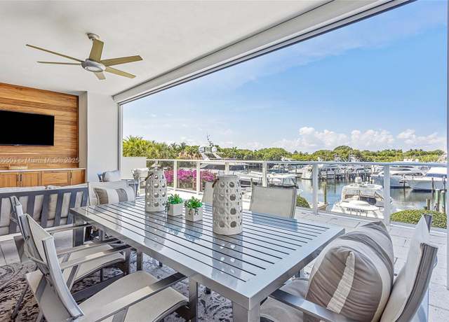 Property at 2700 Donald Ross Rd #211, Palm Beach Gardens, FL 33410, 2 beds, 2.5 baths
