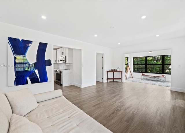 Property at 4222 NE 1st Ave, Miami, FL 33137, 12 beds, 6 baths