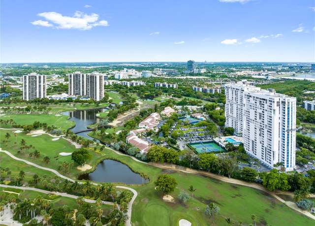 Property at 20218 NE 34th Ct #52, Aventura, FL 33180, 3 beds, 3.5 baths