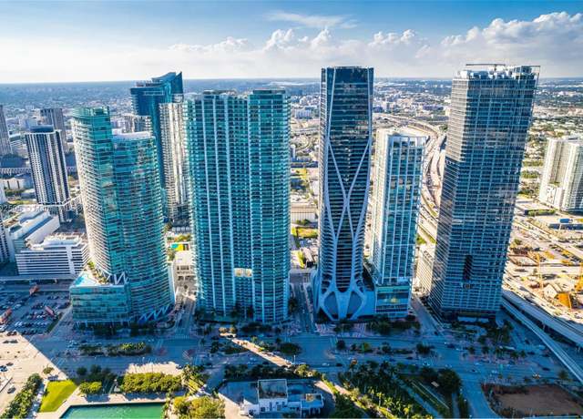 Property at 900 Biscayne Blvd #5208, Miami, FL 33132, 2 beds, 3 baths