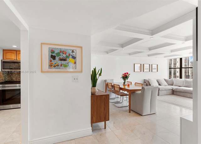 Property at 1915 Brickell Ave Unit C1612, Miami, FL 33129, 2 beds, 2 baths