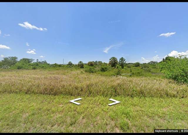 Property at 1050 Countess Ave, Lehigh Acres, FL 33974