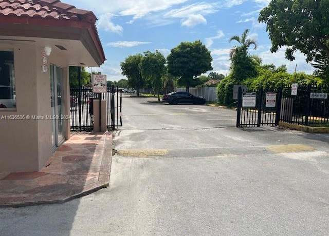 Property at 1900 W 68th St Unit G201, Hialeah, FL 33014, 1 bed, 1.5 baths