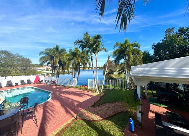 Property at 1921 SW 129th Ter, Miramar, FL 33027, 4 beds, 2 baths