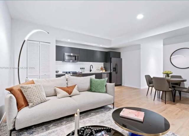 Property at 398 NE 5th St #1515, Miami, FL 33132, 1 bed, 1 bath