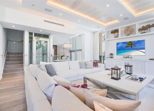 Property at 9501 Collins Ave Unit TH1, Surfside, FL 33154, 4 beds, 5.5 baths