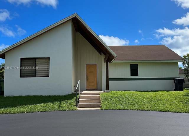 Property at 13549 SW 285th Ter, Homestead, FL 33033, 3 beds, 2 baths