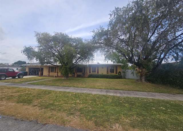 Property at 10775 Westwood Lake Dr, Miami, FL 33165, 3 beds, 1 bath
