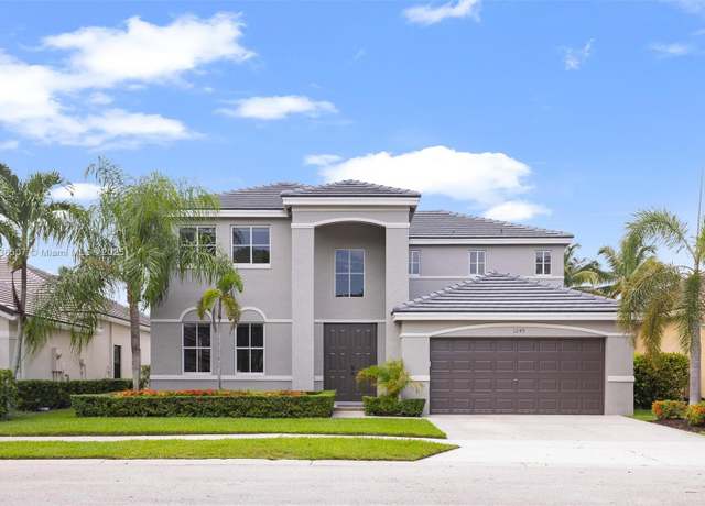 Property at 1249 Chenille Cir, Weston, FL 33327, 5 beds, 4 baths