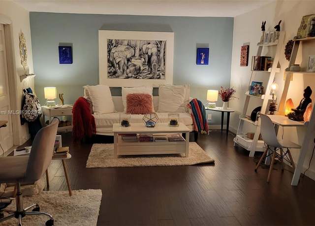 Property at 200 NE 12th Ave Unit 7B, Hallandale Beach, FL 33009, 2 beds, 2 baths