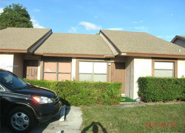 Property at 1318 White Pine Dr Unit 8-D, Wellington, FL 33414, 2 beds, 2 baths