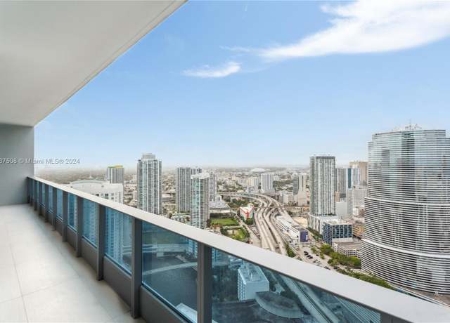 Property at 200 Biscayne Boulevard Way Ph 5012, Miami, FL 33131, 3 beds, 2.5 baths