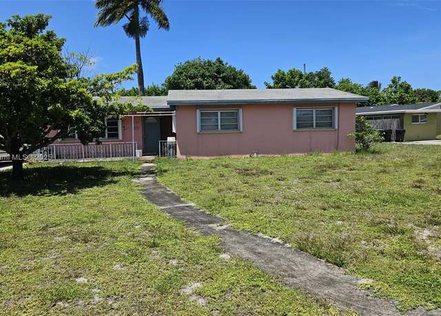 Property at 1143 NW 18th St, Fort Lauderdale, FL 33311, 3 beds, 2 baths