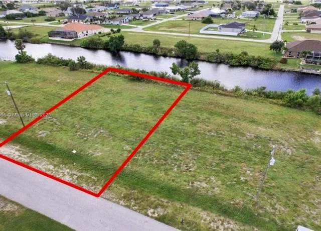 Property at 1028 Nw 18th Ter, Cape Coral, FL 33993