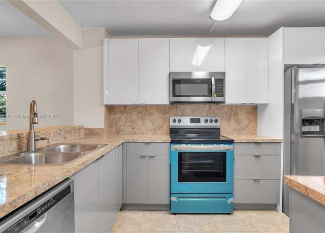Property at 1100 NW 87th Ave #308, Coral Springs, FL 33071, 2 beds, 2 baths