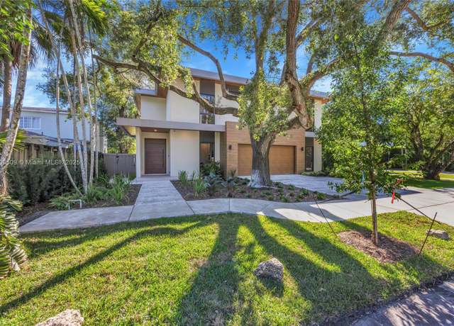 Property at 5140 SW 73rd Ter, Miami, FL 33143, 6 beds, 6.5 baths