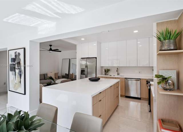 Property at 326 SW 20th Rd, Miami, FL 33129, 4 beds, 4 baths