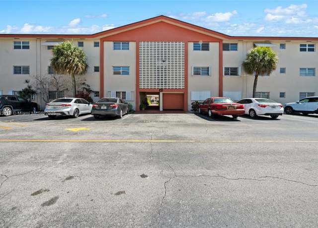 Property at 5300 Washington St Unit G323, Hollywood, FL 33021, 2 beds, 1.5 baths