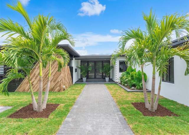 Property at 420 N Shore Dr, Miami Beach, FL 33141, 5 beds, 4.5 baths