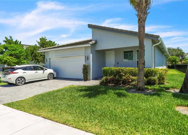 Property at 4242 Rosa Dr, Deerfield Beach, FL 33064, 2 beds, 2 baths