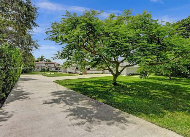 Property at 12100 NW 6th St, Plantation, FL 33325, 3 beds, 3 baths