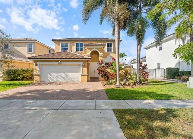 Property at 13119 SW 29th St, Miramar, FL 33027, 4 beds, 2.5 baths