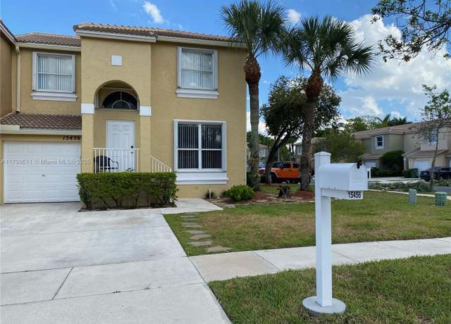 Property at 15456 NW 12th Pl, Pembroke Pines, FL 33028, 3 beds, 2.5 baths