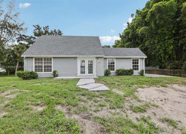 Property at 11382 N 59th St N, West Palm Beach, FL 33411, 4 beds, 2.5 baths