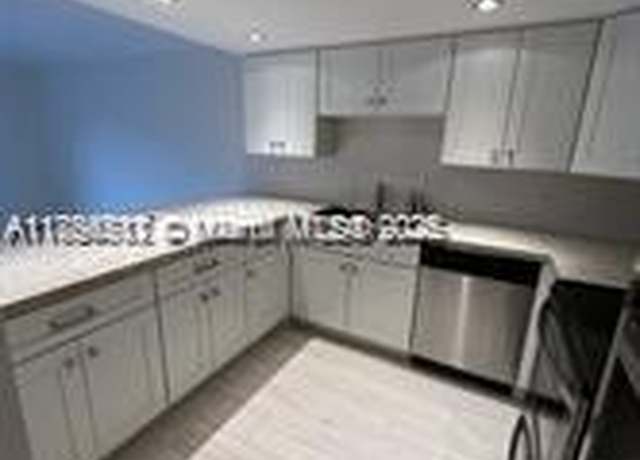 Property at 1122 SW 87th Ave #9, Miami, FL 33174, 3 beds, 2.5 baths