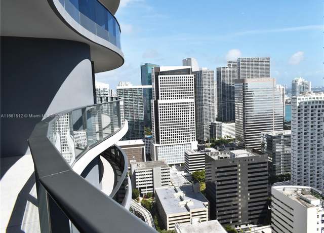 Property at 1000 Brickell Plz #3307, Miami, FL 33131, 1 bed, 2 baths