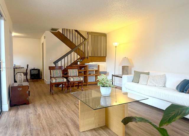 Property at 14240 SW 94th Cir Ln Unit 103-32, Miami, FL 33186, 2 beds, 2.5 baths