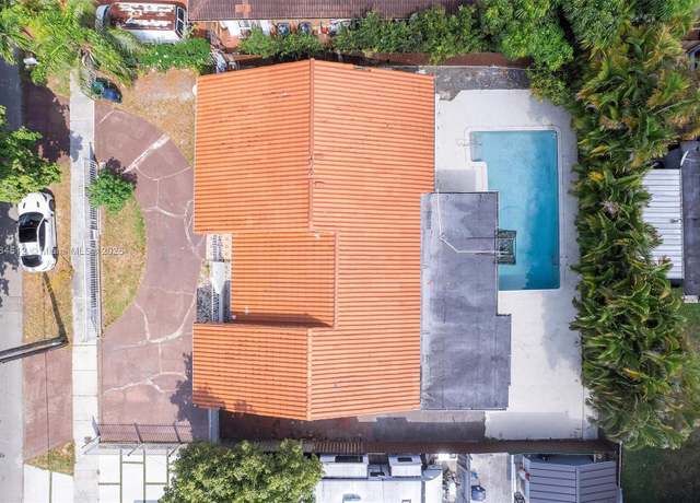 Property at 10760 SW 38th St, Miami, FL 33165, 4 beds, 2 baths