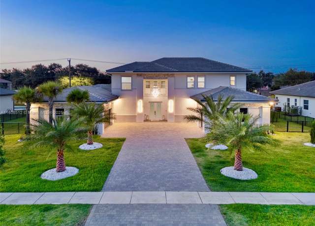 Property at 11035 N Sierra Ranch Dr, Davie, FL 33324, 6 beds, 5.5 baths
