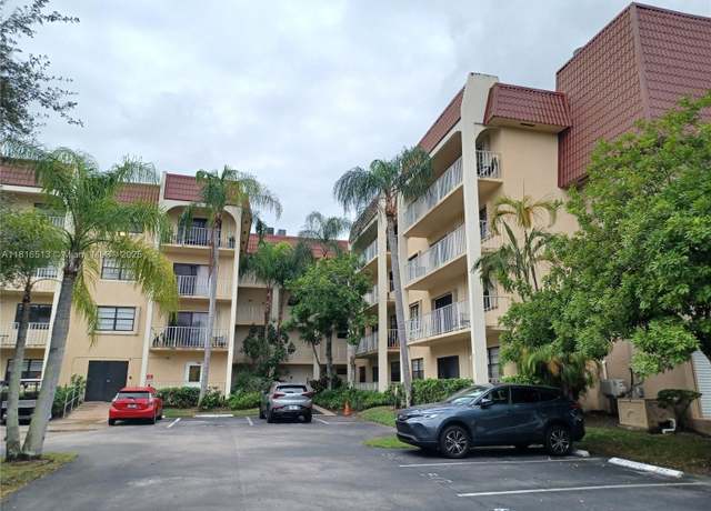 Property at 9301 SW 92nd Ave Unit A320, Miami, FL 33176, 2 beds, 2 baths