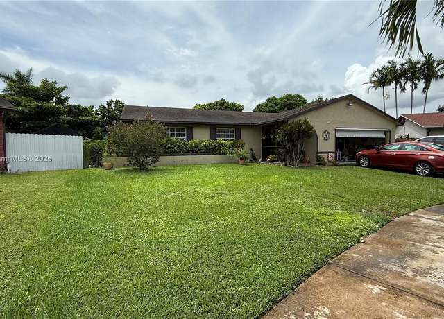 Property at 13280 SW 257th Ter, Homestead, FL 33032, 4 beds, 2 baths