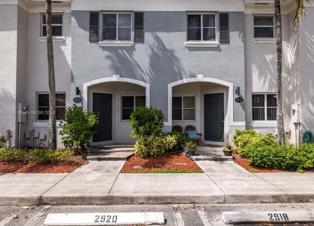 Property at 2920 SE 15th Ter, Homestead, FL 33035, 2 beds, 2.5 baths