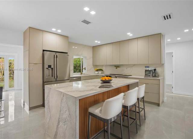 Property at 5280 SW 90th Ave, Cooper City, FL 33328, 3 beds, 2 baths