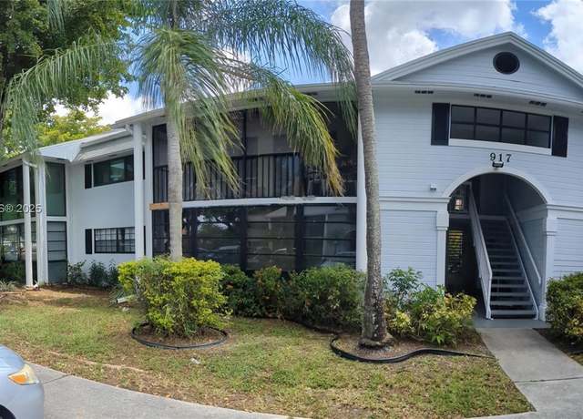 Property at 917 NE 199th St #206, Miami, FL 33179, 1 bed, 1 bath