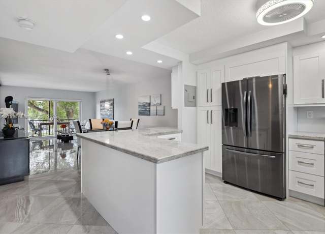 Property at Undisclosed address, Pembroke Pines, FL 33025, 2 beds, 2 baths