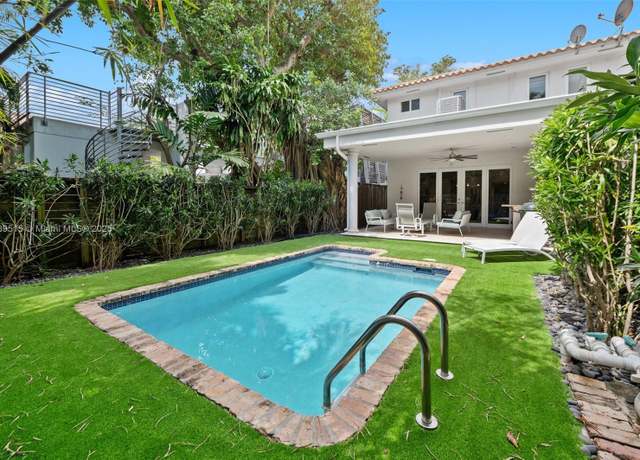 Property at 3169 Mary St #2, Coconut Grove, FL 33133, 3 beds, 2.5 baths