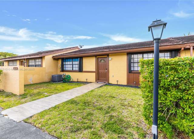 Property at 14712 SW 84th Ter, Miami, FL 33193, 2 beds, 2 baths