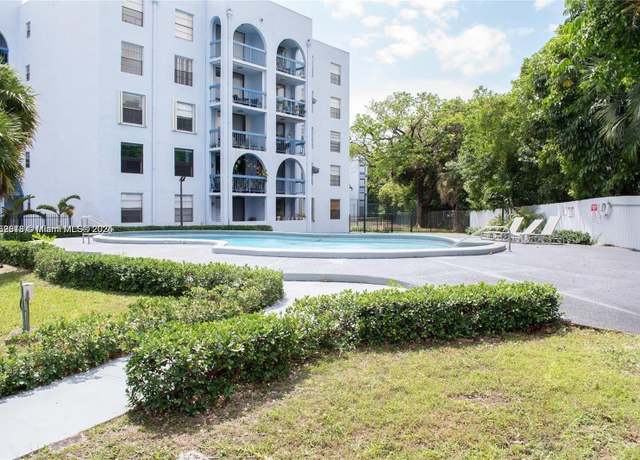Property at 9460 Fontainebleau Blvd #132, Miami, FL 33172, 2 beds, 2 baths