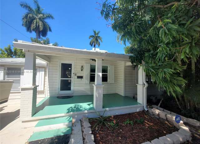 Property at 217 SE 10th St, Fort Lauderdale, FL 33316, 2 beds, 1 bath