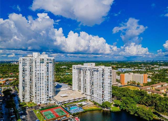 Property at 2780 NE 183rd St #712, Aventura, FL 33160, 2 beds, 2 baths