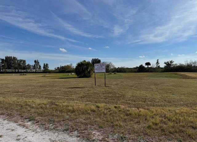 Property at 987 Watson Way, Moore Haven, FL 33471