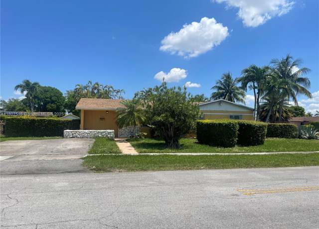 Property at 11753 SW 32nd St, Miami, FL 33175, 3 beds, 2 baths