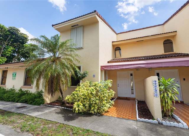 Property at 2090 SW 122nd Ave #26, Miami, FL 33175, 3 beds, 3 baths