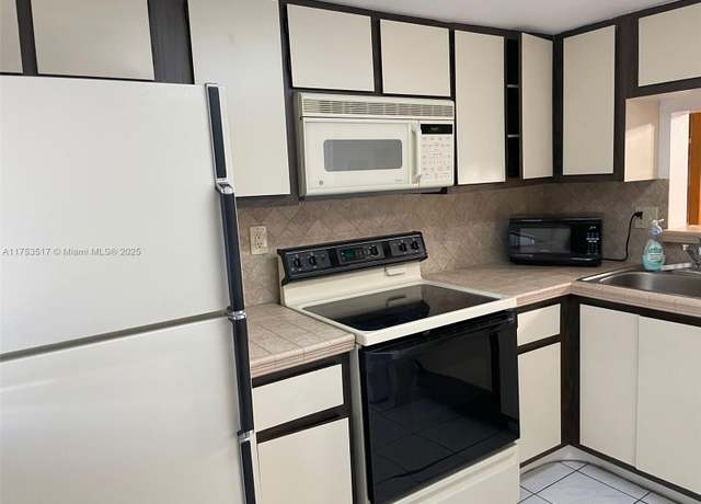 Property at 300 NW 107th Ave #106, Miami, FL 33172, 2 beds, 2 baths